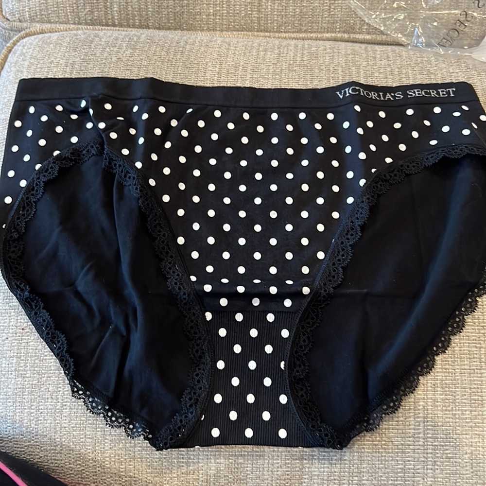 NWT Victoria’s Secret polkadot high leg brief panties